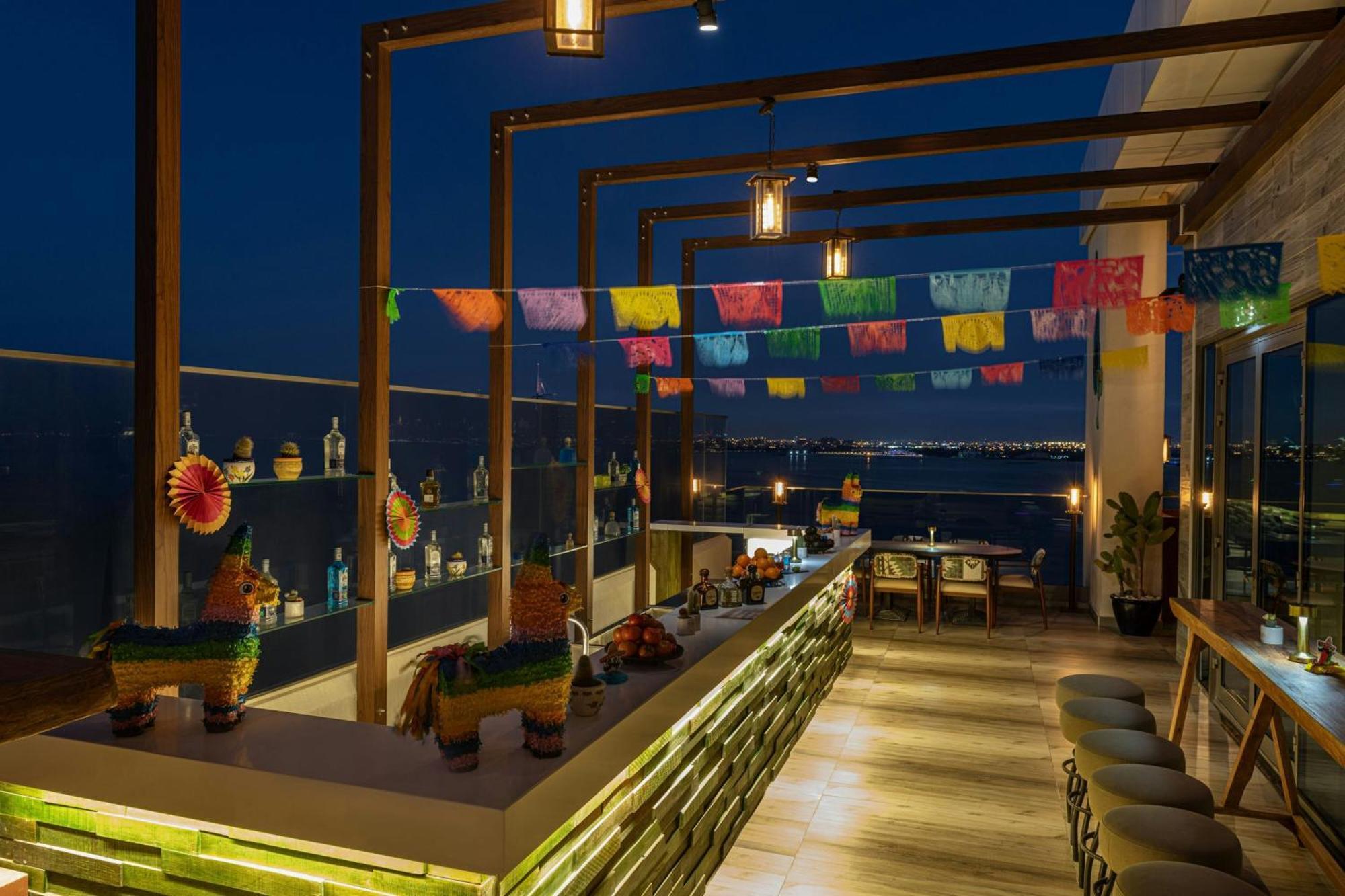 Aloft Palm Jumeirah Dubai Exterior foto